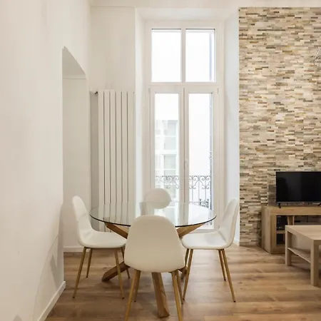 Vista Museo Arte In Pieno Centro Con Parcheggio Sotterraneo